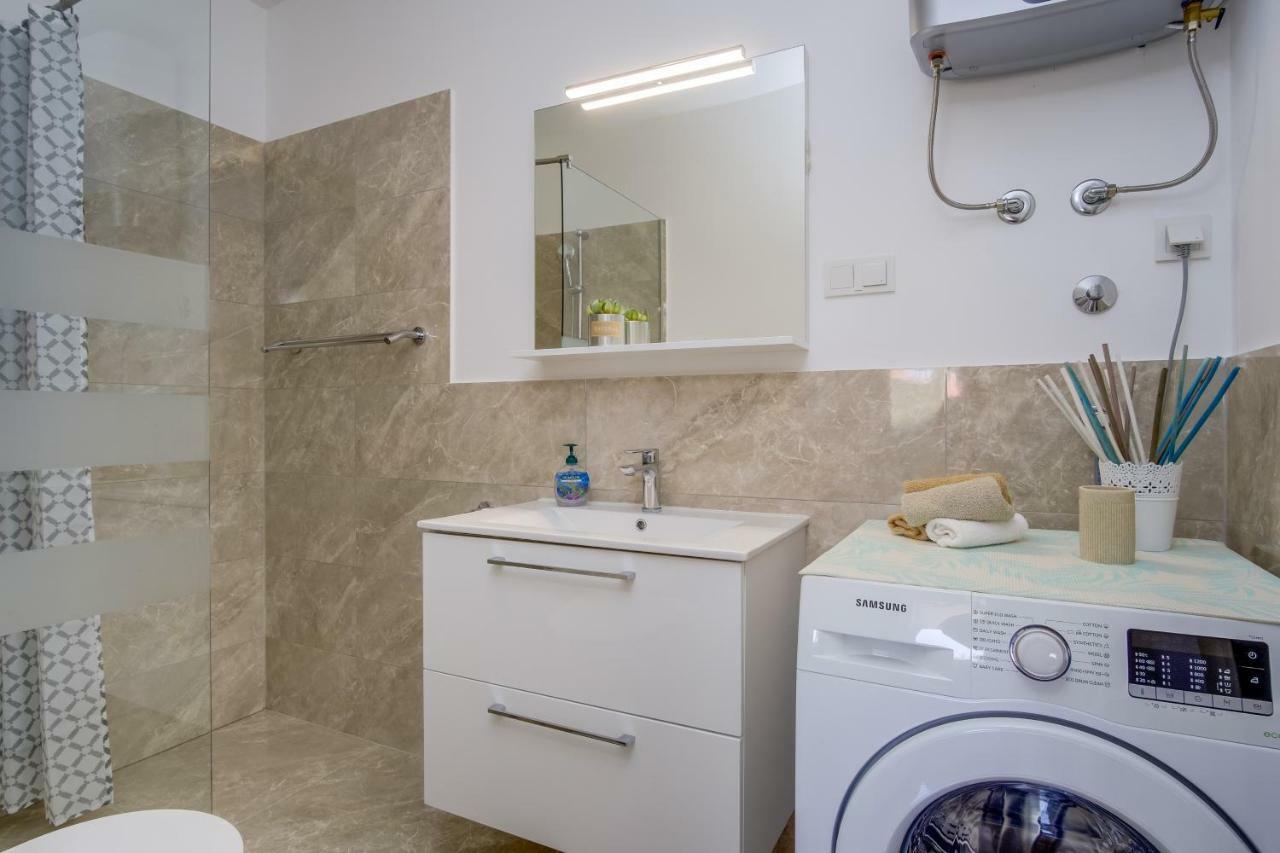 Apartman Filip Mali Lošinj Exterior foto
